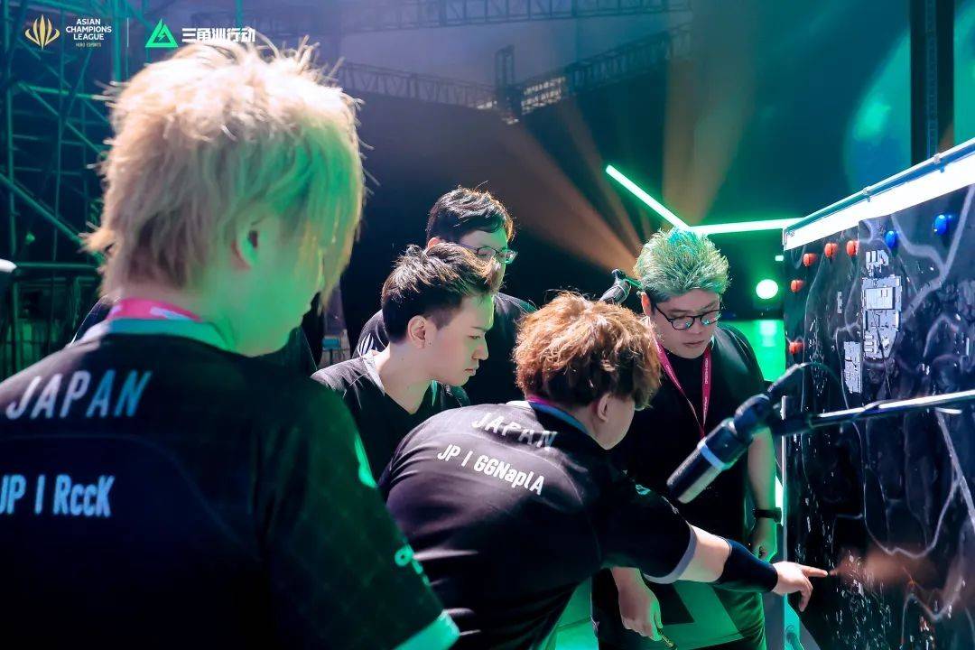 倾听与支持 倾听与支持