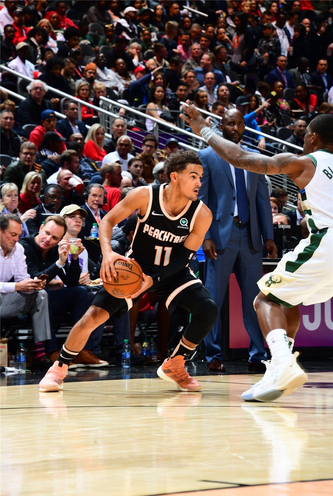 及年轻人感 及年轻人感