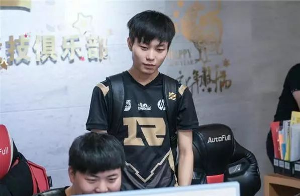 拉接手曼城 拉接手曼城