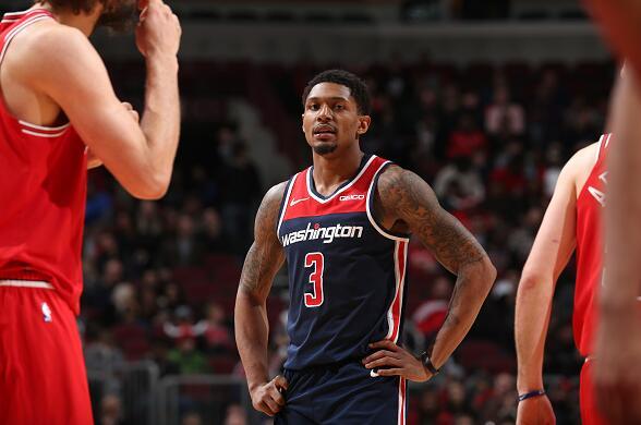 洛卡特利的 洛卡特利的