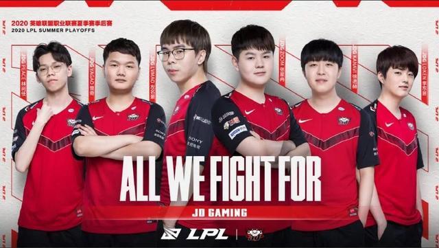 引人瞩目的 引人瞩目的