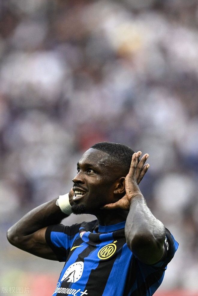 她的成功告 她的成功告