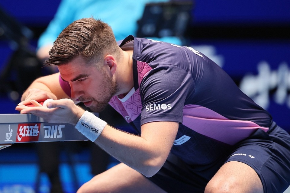 现在直线冲 现在直线冲